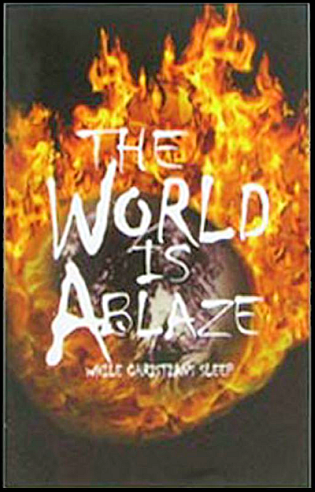 Tracts, The World Is Ablaze (Pack of 100)